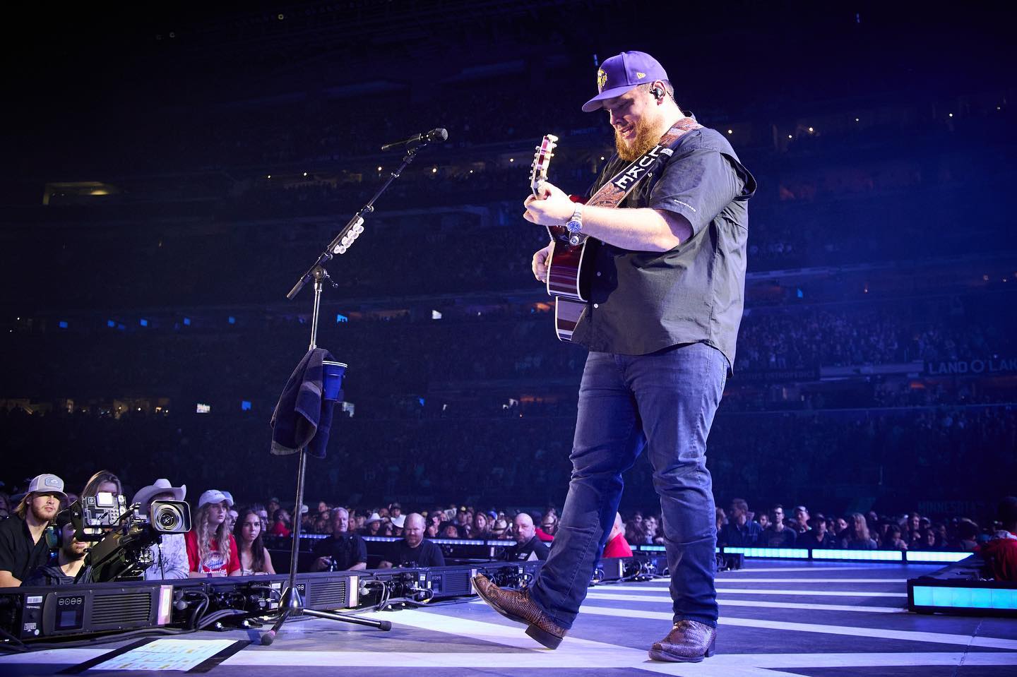 What is Luke Combs Net Worth? Family, Career, Height, 2024