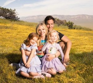 Dreama Walker: Shocking Details About the Actress Life