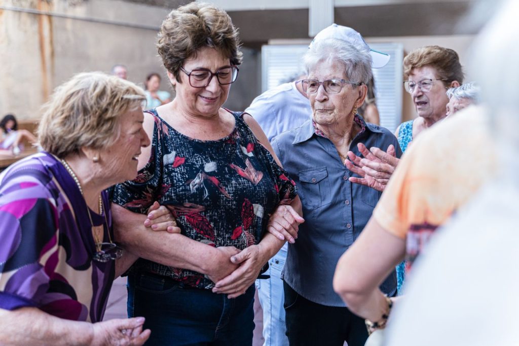 What To Look For In A Retirement Community